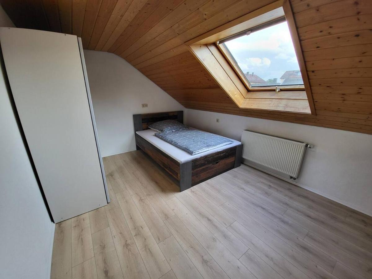Zentrale Wohnung In Crailsheim Esterno foto